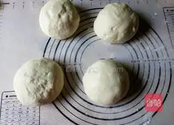 Illustration of how to make crispy pork pancakes 4