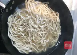 Illustration of how to make summer cold noodles 2