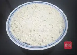 Illustration of how to make millet noodle cake 5