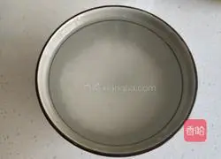 Illustration of how to make oatmeal and snow pear glutinous rice porridge 1 