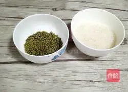 Illustration of how to make pumpkin and mung bean barley porridge 3