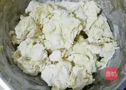 Illustration of how to make crispy pork pancakes 2