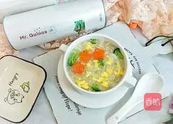 Baby complementary food quinoa egg yolk porridge recipe illustration 8