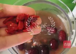 Autumn and Winter Replenishing Qi and Blood Health Sugar Water- Illustration of how to make Wuhong Tang 6