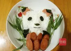 Illustration of how to make giant panda rice balls 13