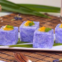Purple sand blue flower glutinous rice cake