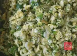 Illustration of how to make pot stickers 5