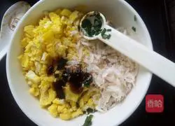 Illustration of how to make leek boxes 9