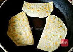 Illustration of how to make spinach and egg boxes 15