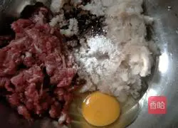 Illustration of how to make spring rolls 8