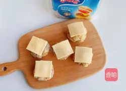 Illustration of how to make cheese rice balls 9