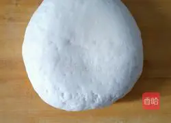 Illustration of how to make scallion oil, salt and pepper rolls 9