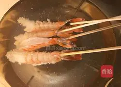 Crystal clear Vietnamese spring rolls Illustration of how to do it 2