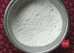 Illustration of how to make chive rolls 1