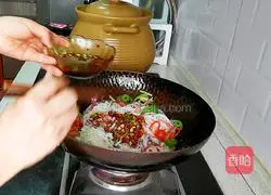 Illustration of spicy fried rice noodles 5