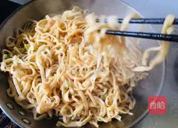 Illustration of how to make mutton braised noodles 11