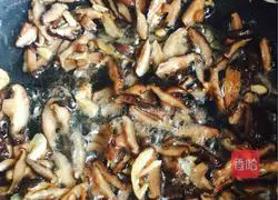 Illustration of how to make fried rice noodles with eggs 4