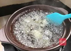 Recipe for Tremella and Millet Porridge Illustration 4