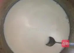 Illustration of how to make milk and egg cakes 3