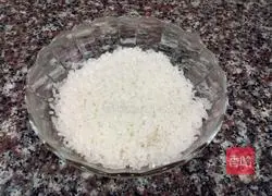 How to make barley, red bean and lotus seed porridge 4