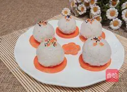 Illustration of how to make simple rice balls 7