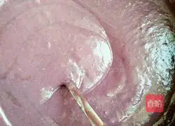 Illustration of how to make purple sweet potato and banana cake 6