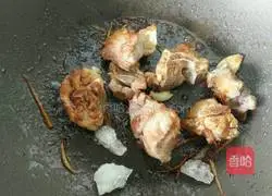 How to make braised pork ribs with rice Illustration 3