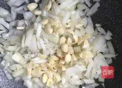 Illustration of how to make braised beans and noodles 8