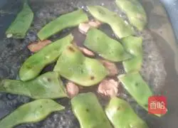 Illustration of how to make braised beans and noodles 10