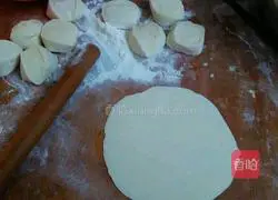 Illustration of how to make leek boxes 4 