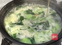 Illustration of how to make green vegetables, shrimp skin and millet porridge 10
