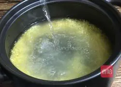 Illustration of how to make radish and cabbage porridge 5