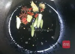 Illustration of how to make grass carp pot stickers 2