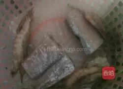 Illustration of how to make seafood rice noodles 4