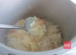 Tremella porridge, Sydney pear porridge Illustration of how to do it 7