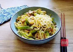 Illustration of Old Beijing Lentil Stewed Noodles 7