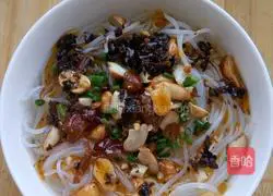 Illustration of how to make spicy and sour rice noodles 7