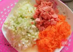 Illustration of how to make cabbage pancakes 5