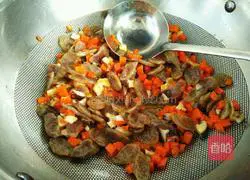 Illustration of how to make sausage braised rice 7