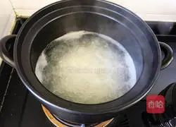 Illustration of how to make shrimp and pea casserole porridge 6