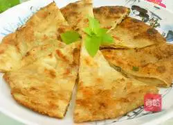 Illustration of how to make crispy pork pancakes 18