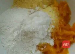 Cornmeal cakes Illustration of how to do it 1