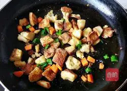 Illustration of how to make fried steamed buns 6