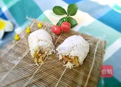 Illustration of how to make rice balls 13