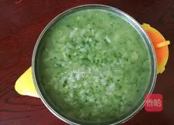 Illustration of how to make double crucian carp game porridge (baby food supplement) 6