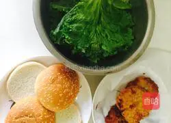 Illustration of how to make burgers 3