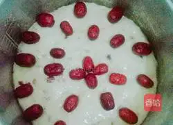 Illustration of how to make red date hair cake 8