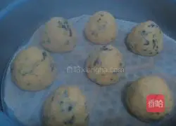 Illustration of how to make cornmeal steamed buns 10