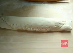 Illustration of how to make scallion rolls 10