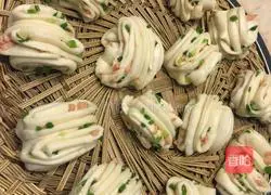 Illustration of how to make butter rolls 18